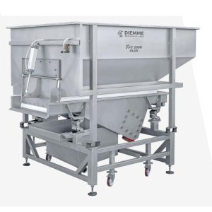  Vibrating receiving hoppers